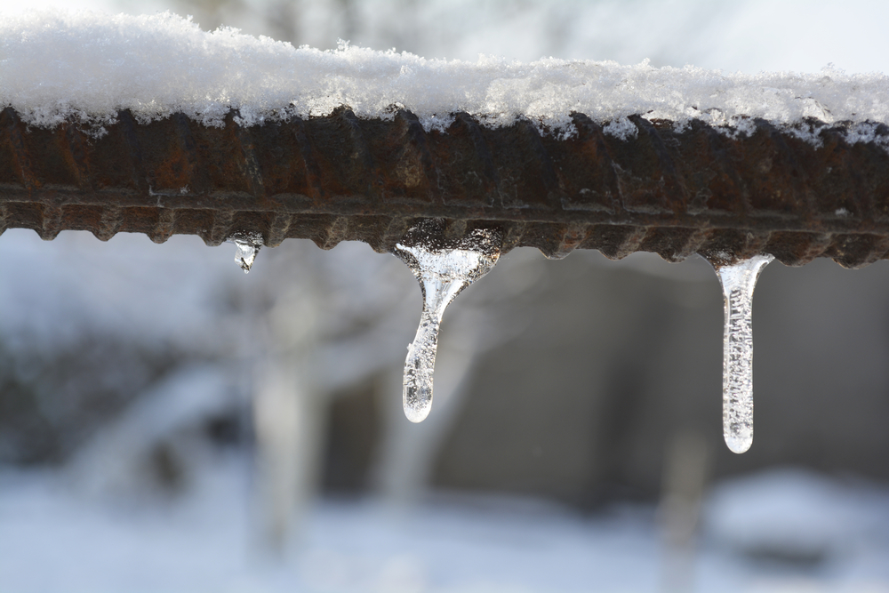 Preventing and Thawing Frozen Pipes in the Winter